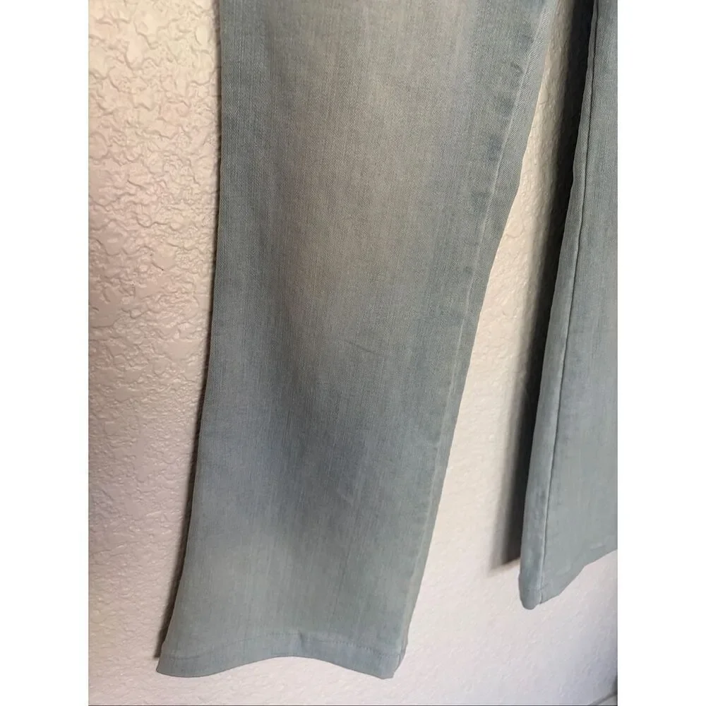 SPANX Pull On Stretch Flare Jeans in Retro Light Wash Size L - Picture 8 of 12